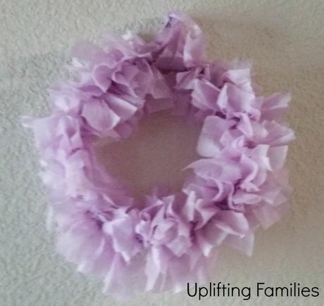 DIY Wreath Using Poise Pad wrappers