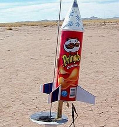 Top 10 Uses for Empty Pringles Tubes