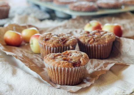 Apple Oatmeal Muffins (Vegan)