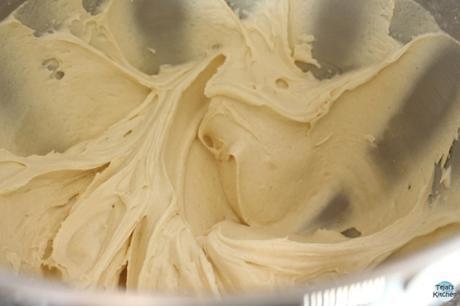 Eggless Vanilla Cake