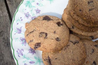 Gluten-Free Peanut Butter and Chocolate Chunk Cookies