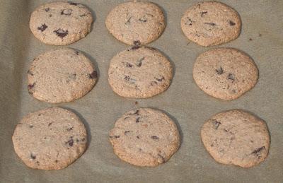 Gluten-Free Peanut Butter and Chocolate Chunk Cookies