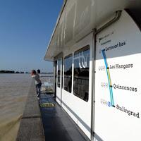 Riding the Garonne waves on board a BatCub ferry