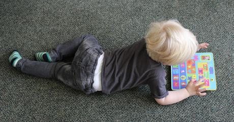 Toddler Tried & Tested: Peppa Pig's First Discovery Tablet from KD Toys