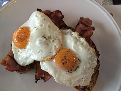 Bacon & eggs, toasted sourdough 