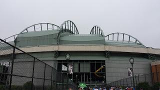 Ballparks & Brews: Miller Park Milwaukee Brewers