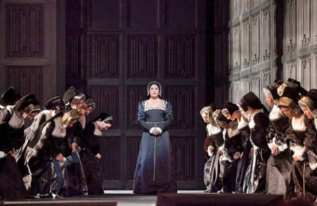 Anna Netrebko in the Met's Anna Bolena