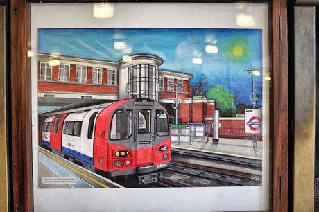 The Nightly London Photoblog 16:06:15 @MikeHaynesArt #EastFinchley