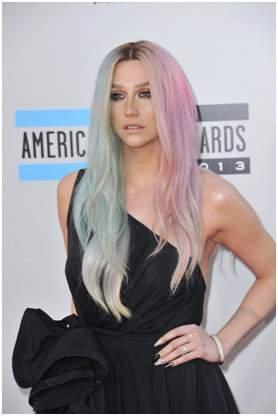 kesha-multicolor-hair