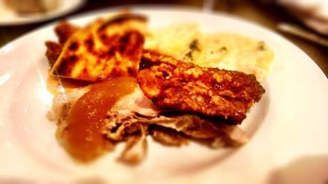 foodie-cravings-rendezvous-roast-pork-crackling