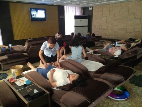 Huaqing Aegean International Hot Spring Resort & Spa Massage room