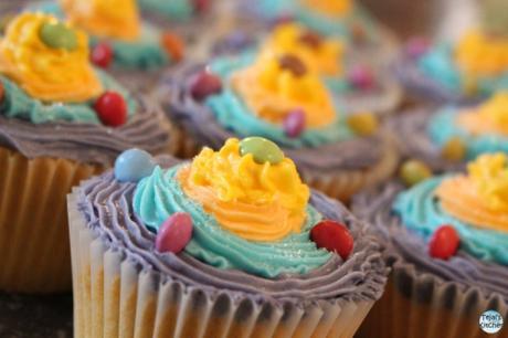 Pinata Cup Cakes!
