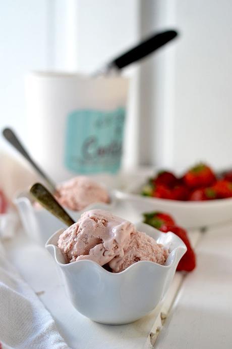 Roasted Strawberry Ice Cream 