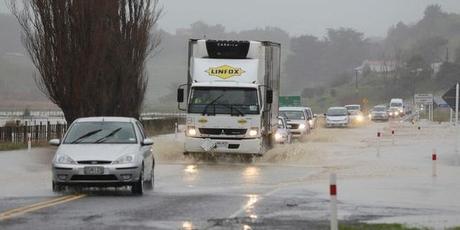 rains in Mumbai ............... and at Wanganui ~and the response