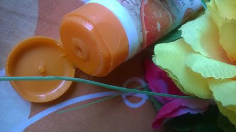 Banjara's Multani Orange Oil Clearing Face Wash Review