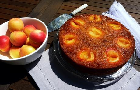 Apricot upside down cake, a gorgeous fruity delight.