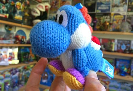 Yoshi amiibo is Woolly and base-less