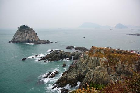 Scenic Sites of Busan: Taejongdae and Oryukdo