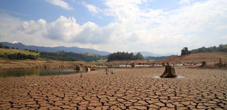 Cantareira Reservoir bone dry