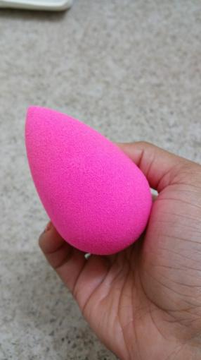The Beauty Blender- How to Use/ How to Clean :D