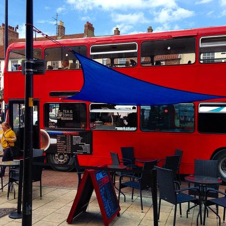 National Espresso. ?????? Like London. But not. ???? #doubledeckerbus #redbus #coffee #cafe #market #Northallerton #Hambleton #NorthYorkshire #England