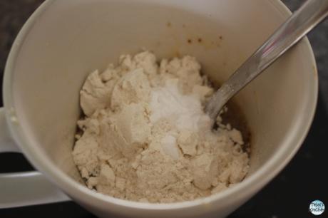 Mug Monday – White Chocolate & Cherry Mug Cookie