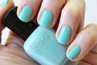 #ManicureMonday - Zoya Lillian