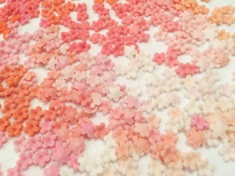 ombre sugarpaste fondant icing flowers hand cut for wedding cake decoration orange pink peach white pastel
