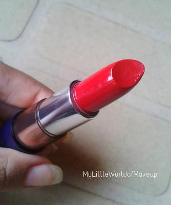 Oriflame's -The One 5 -in - 1 Colour Stylist Cream Lipstick in London Red and Red Copper Review