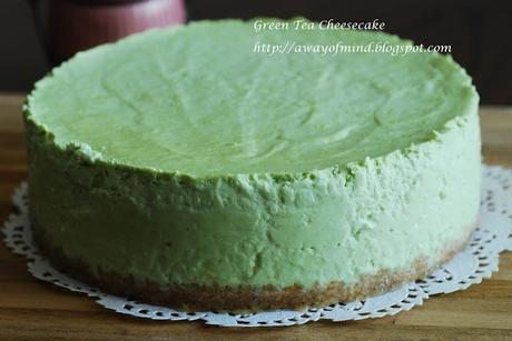 Green Tea Cheesecake with Milo Powder