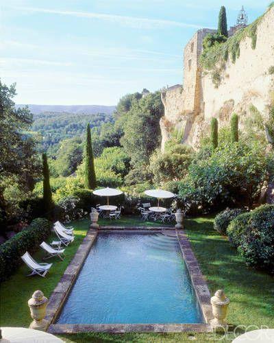 House & House : 13 Swimming Pools That You'd Never Want To Leave.