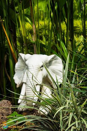 White elephant sculpture