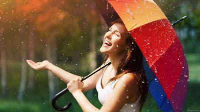 Monsoon Makeover: Look Stylish and Beautiful This Season!