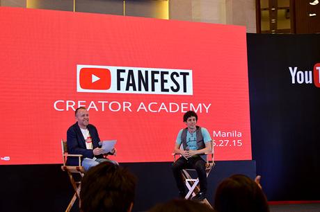 8 1 YouTube FanFest Creator Academy Manila 2015 - Genzel Kisses (c)