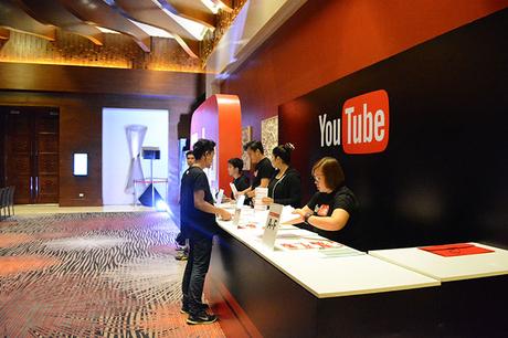 2 1 YouTube FanFest Creator Academy Manila 2015 - Genzel Kisses (c)