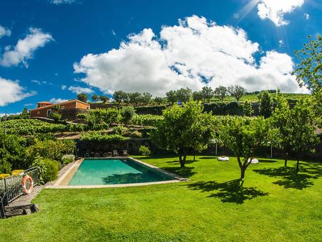 9-Quinta-do-Vallado-Peso-da-Regua-Douro-Portugal-Nature-House-Swimming-Pool