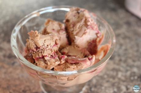 Sunday Sundae – Homemade Choc Raspberry Ice Cream