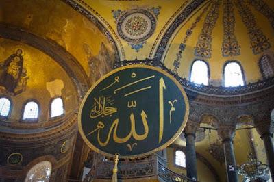 ISTANBUL, Turkey: Guest Post by Lucas Gutierrez-Arnold