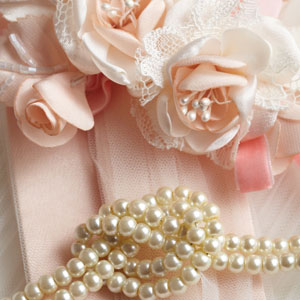 NG Vanilla Lace and Pearls