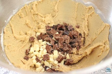 Triple Choc Chip Cookie Triple Choc Chip Cookie