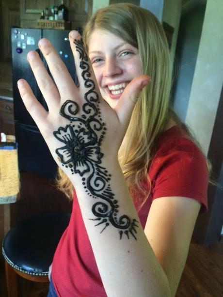 Henna Tattoo FUN! A Great teenage PARTY idea.