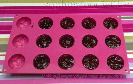 No-bake carob red currant chocolates! Vegan & gluten-free too! :)