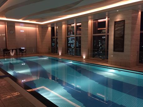 Swim on the 29th floor of the Shangri-La hotel Tokyo