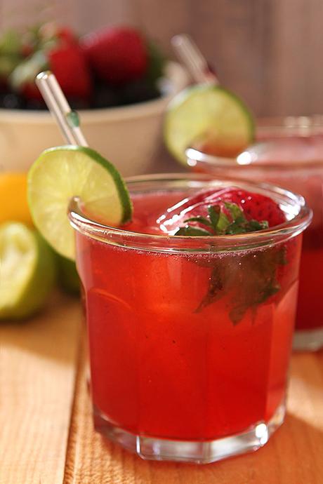 Very Berry Raspberry Iced Tea Spritzer