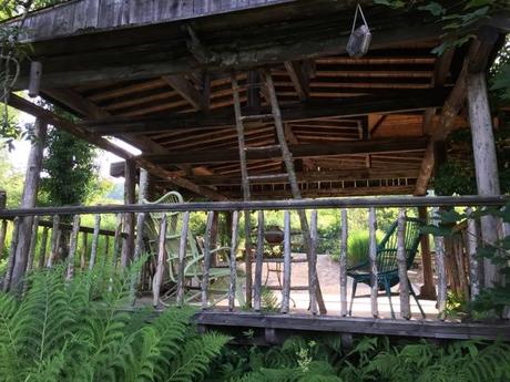 wooden garden structure