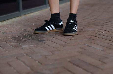 adidas gazelle indoor black