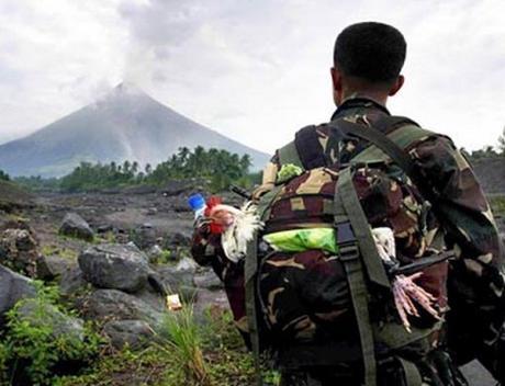 Top 10 Images of Pets in Backpacks