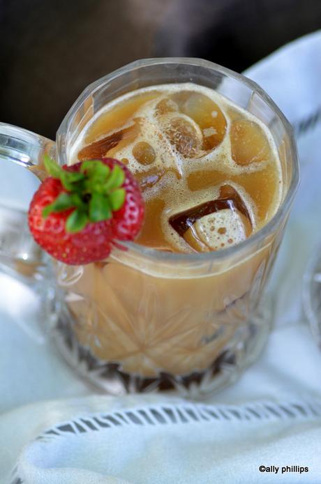 chocolate cinnamon iced coffee