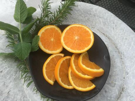 A Simple Alfresco Table Setting