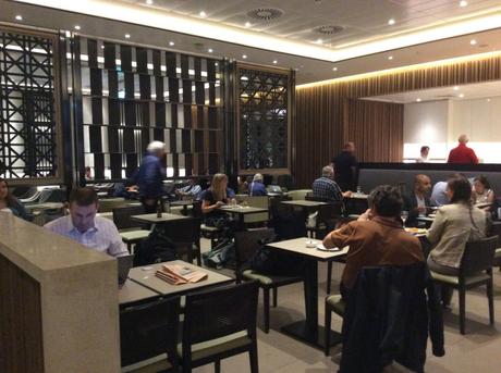 5 things to do in the Plaza Premium Lounge at London’s Heathrow Airport